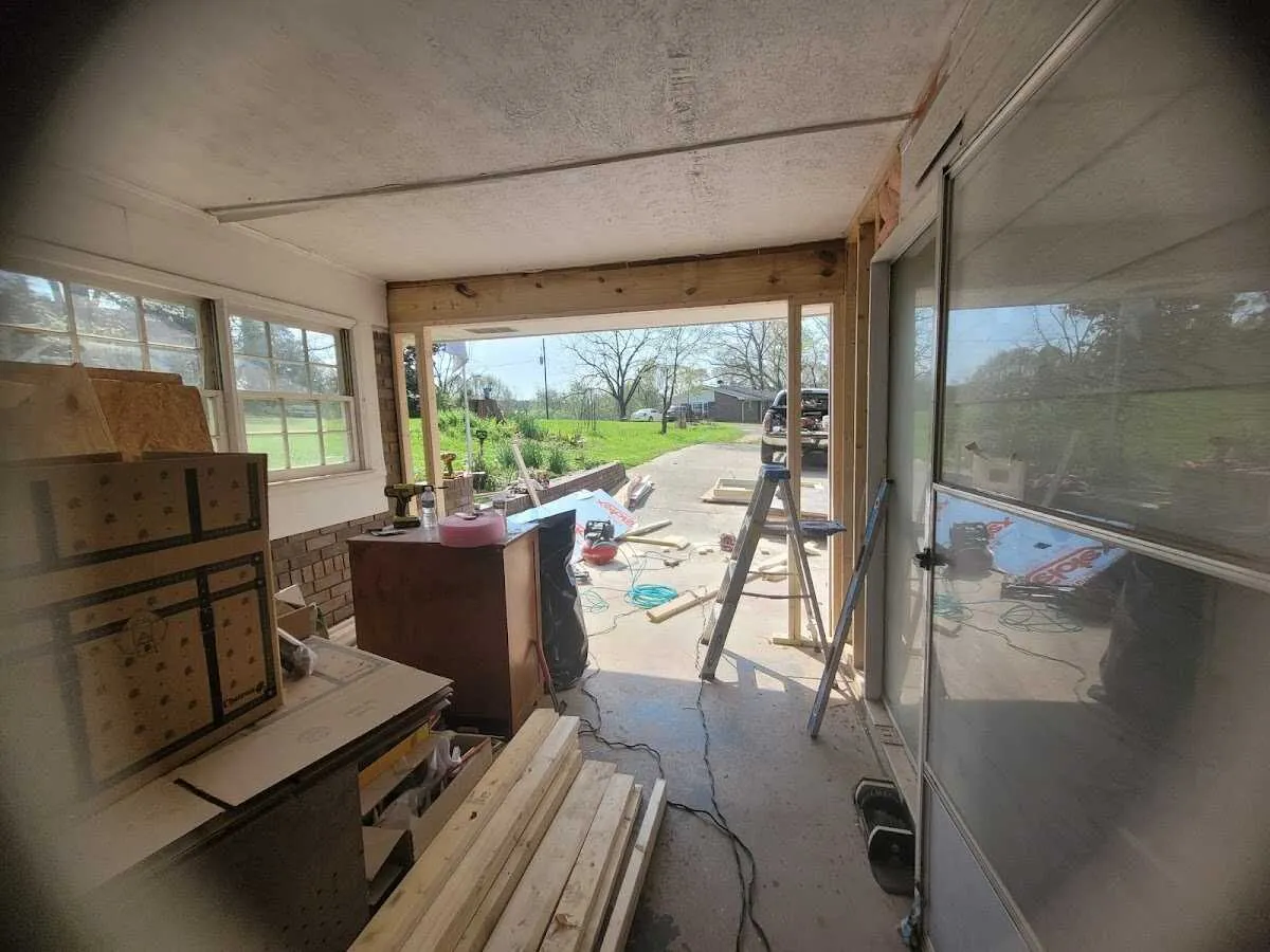 Air movers and dehumidifier for Drying & Dehumidification in Parkwood